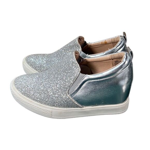 Women's Platform Slip On Glitter Sneaker “Wanted” the brand is Wanted - Picture 8 of 9